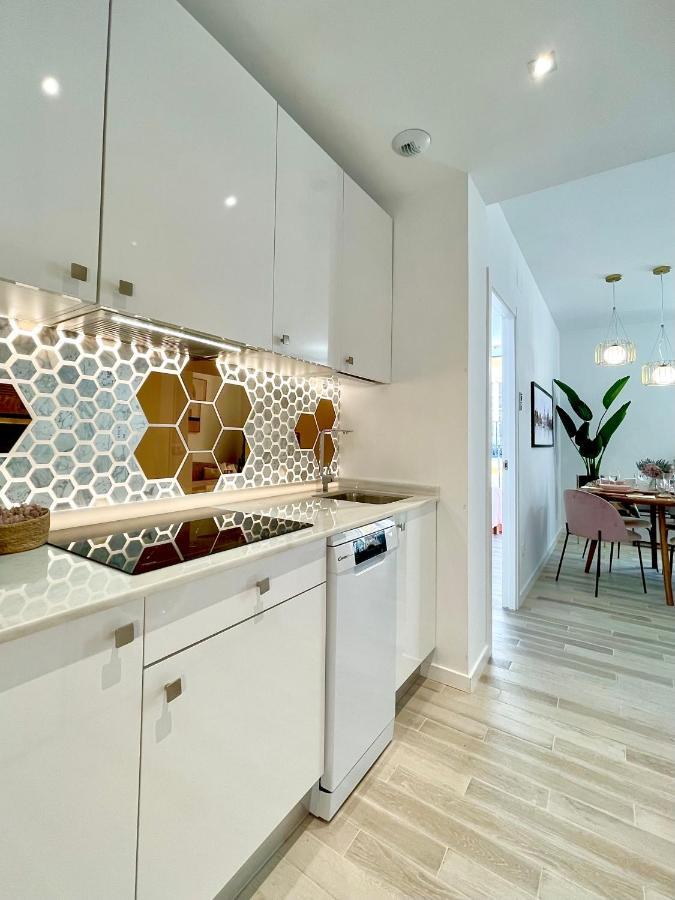 Waou La Cibeles Es Mia - Corta Duracion Apartment Madrid Exterior photo